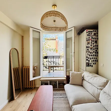 Sorbonne Apartment